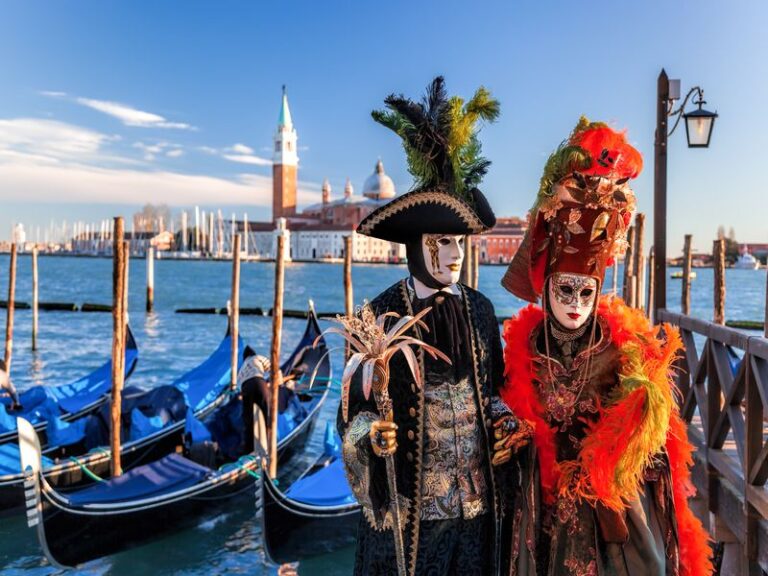 CARNAVAL DE VENISE en 4*